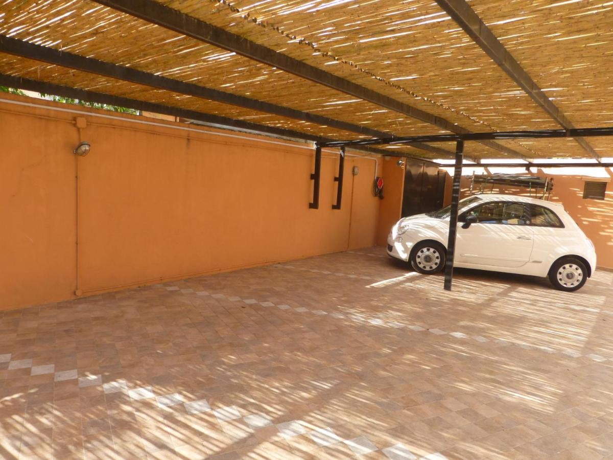 Casa Vacanza Appartamenti Al Mare كابوتيرا المظهر الخارجي الصورة