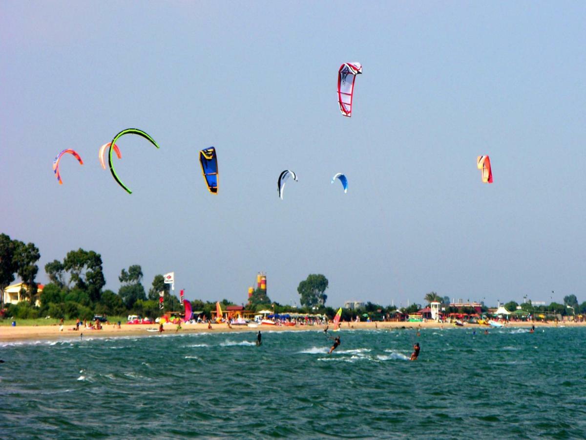 Casa Vacanza Appartamenti Al Mare كابوتيرا المظهر الخارجي الصورة
