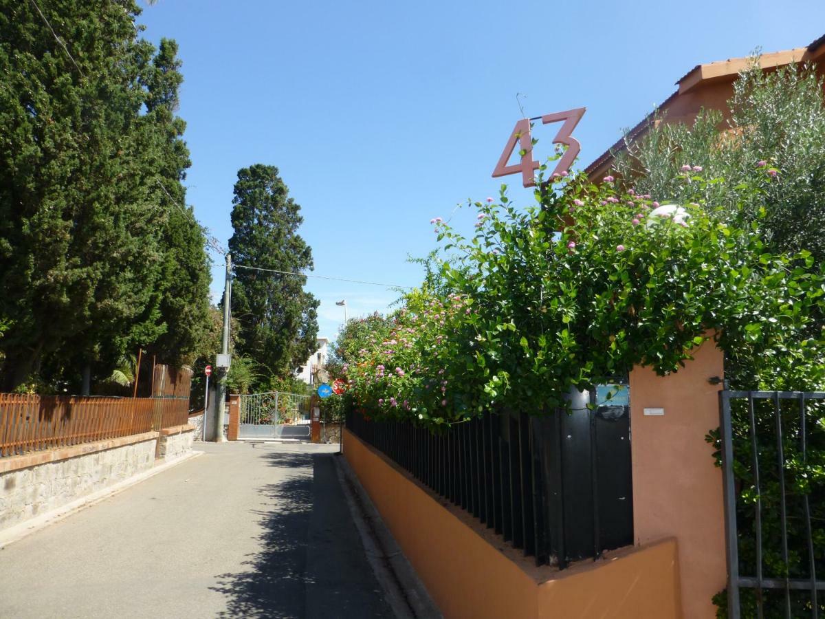 Casa Vacanza Appartamenti Al Mare كابوتيرا المظهر الخارجي الصورة